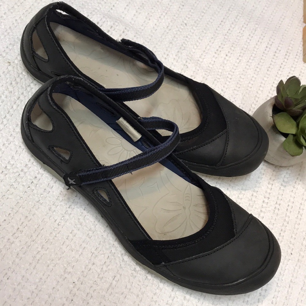 Women’s leather maryjane shoes